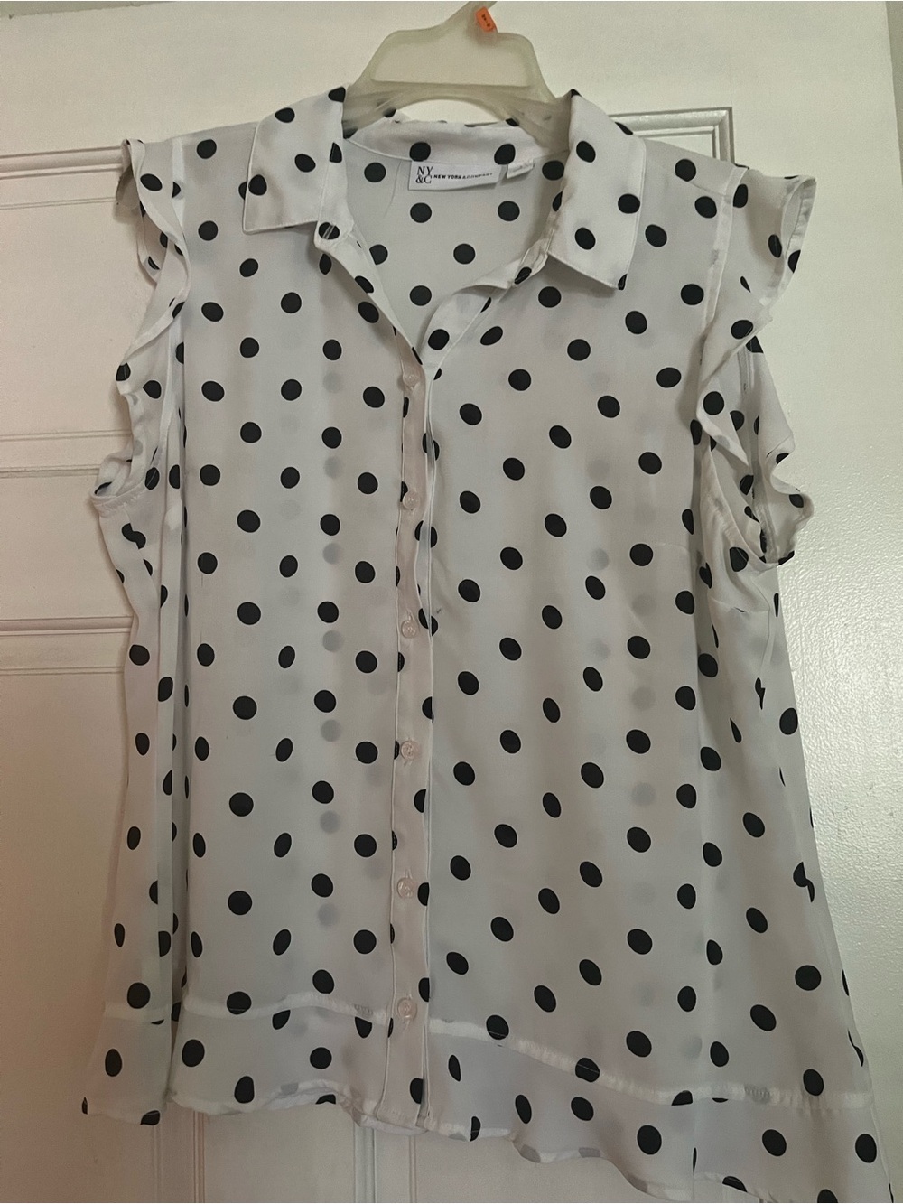 New York & Company White Polka Dot Sleeveless Button-Down Top